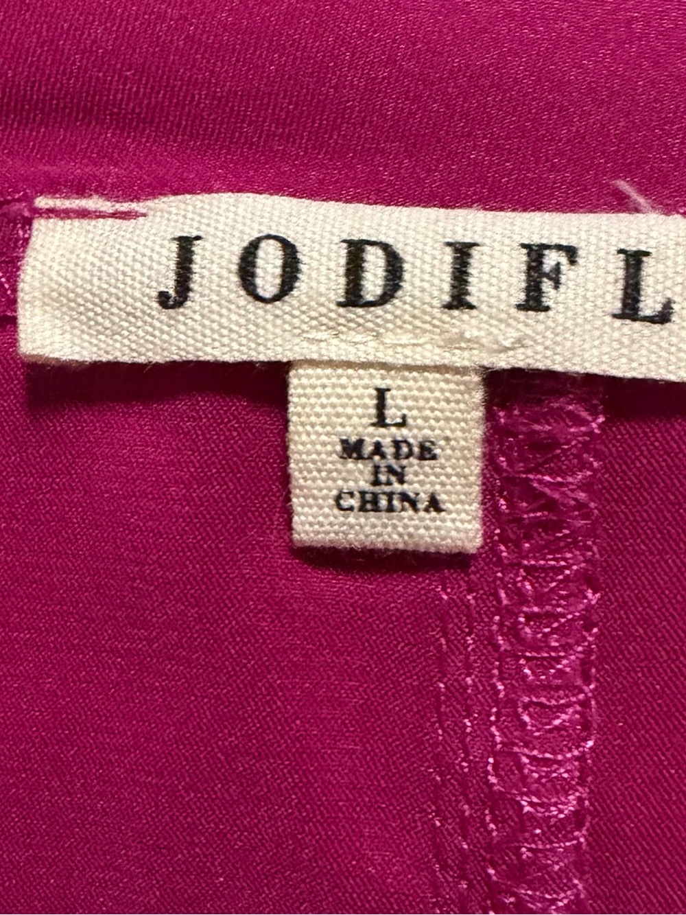 JODIFL Magenta V-Neck Pocket Short Sleeve Tee - Picture 3 of 4